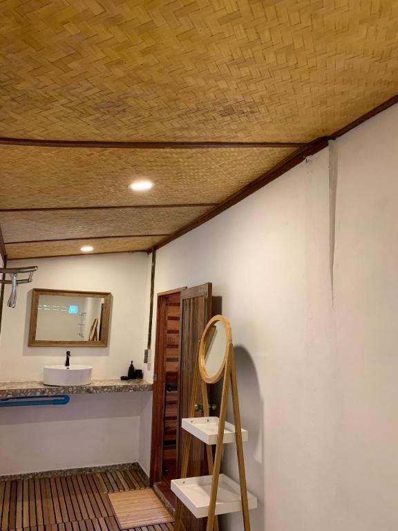 Pitiusas Beach Resort Koh Lipe Zewnętrze zdjęcie
